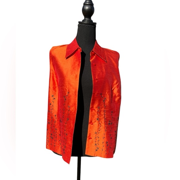 Women’s burnt orange silk vest size XL by Silk Land w black floral design. - Picture 3 of 6
